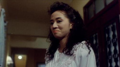 嘴唇外翻的男明星